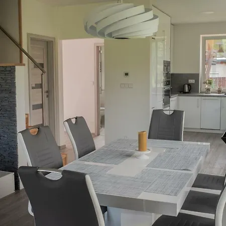 Villa Pod Cernou Horou Rožnov pod Radhoštěm